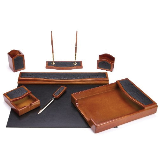 7 Piece Oakwood & Black Eco-Friendly Desk Set